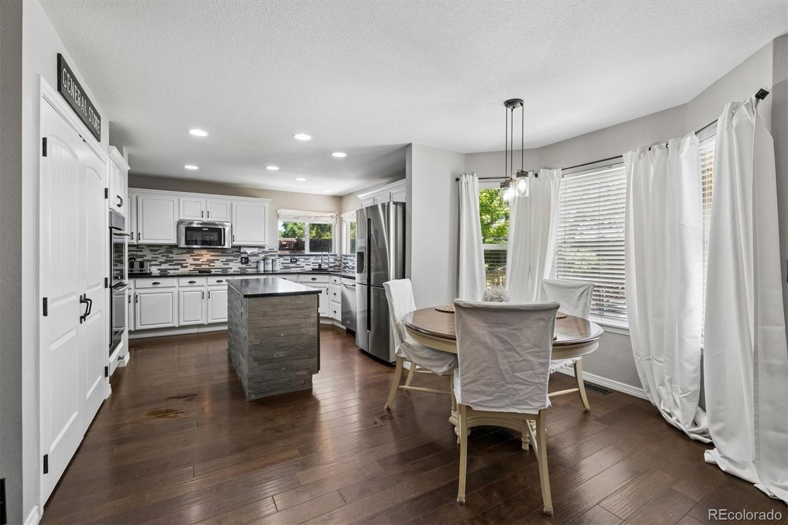 9962 Hawthorne Street Highlands Ranch, CO 80126 - Photo 12 of 50