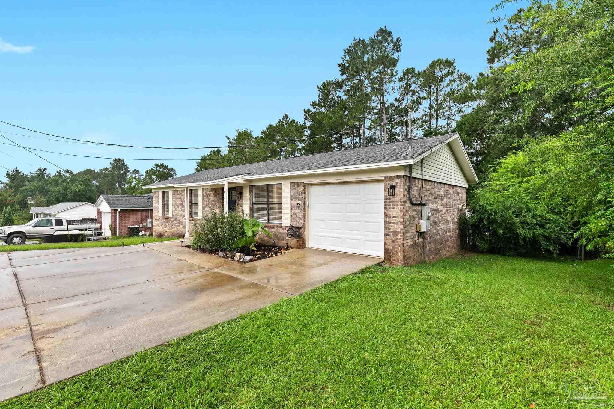 911 Jacks Branch Road Cantonment, FL 32533 - Photo 5 of 51 Gallery Image 5
