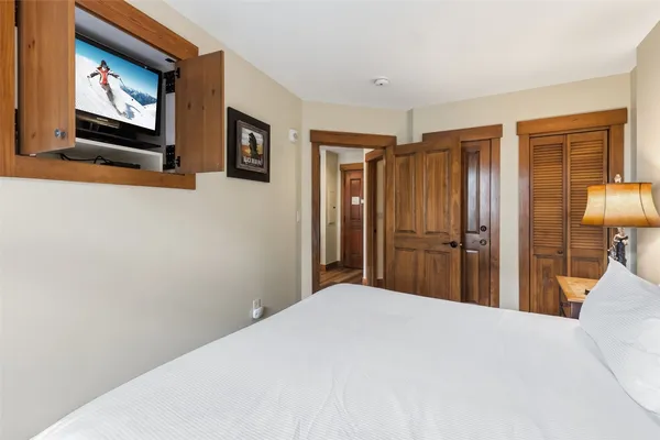 $670,000 | 53 Hunki Dori Court, Unit 8875, Keystone, CO 80435