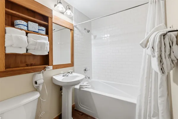 $670,000 | 53 Hunki Dori Court, Unit 8875, Keystone, CO 80435