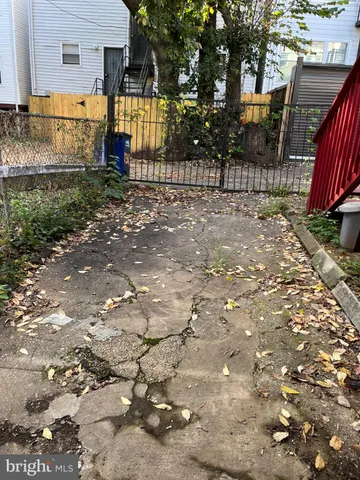 $3,000 | 1310 Staples Street Northeast, Washington, DC 20002