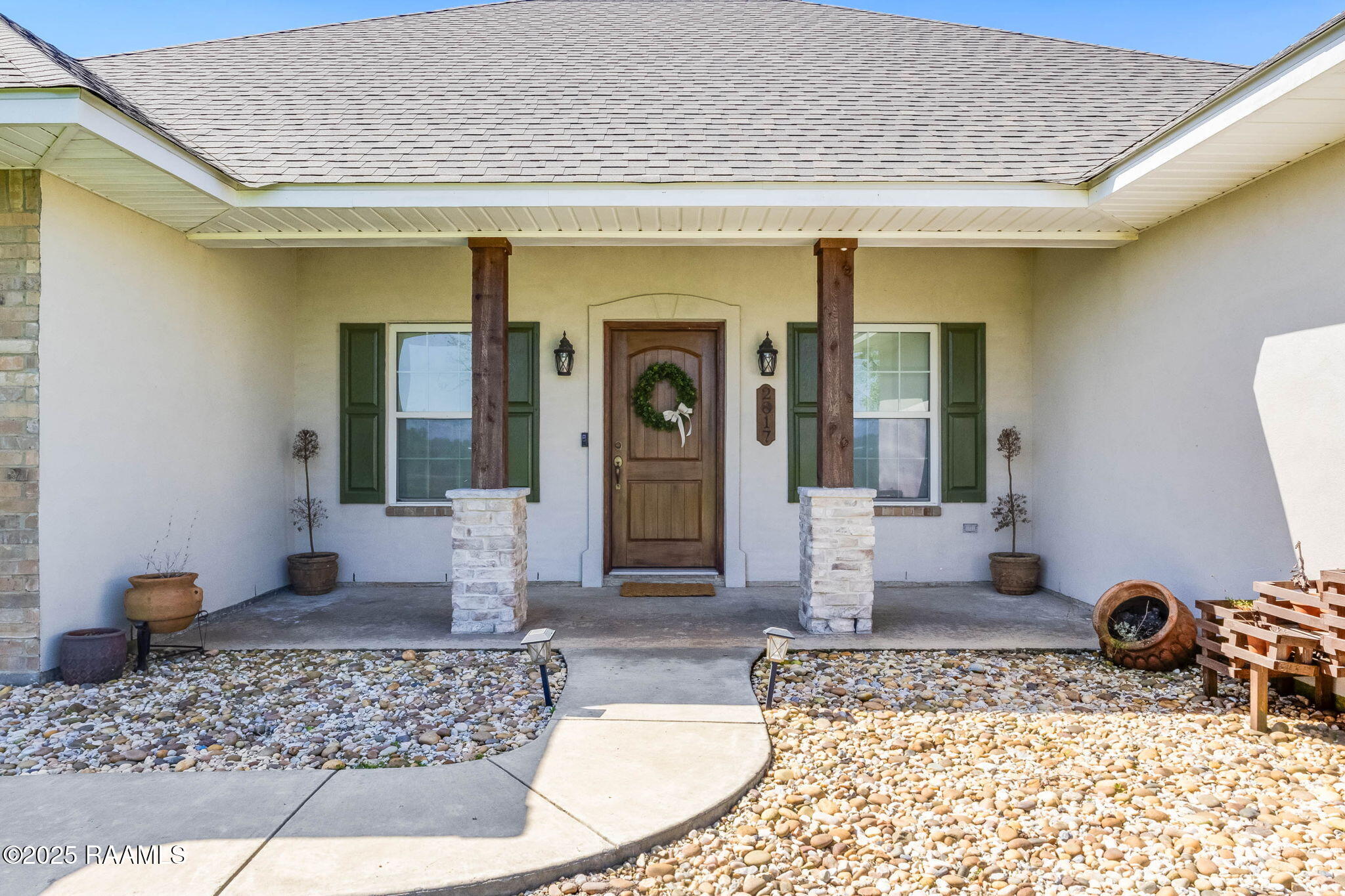 2817 Powers Street Opelousas, LA 70570 - Photo 2 of 47 46-web-or-mls-2817 Powers-42