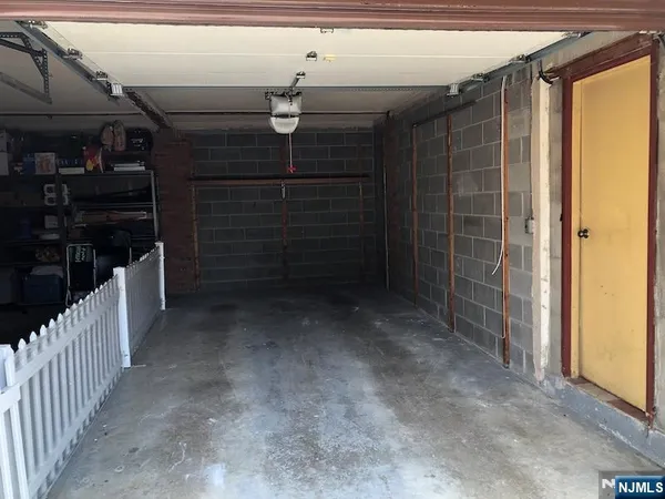 $3,200 | 421 North Avenue, Unit 2, Fort Lee, NJ 07024