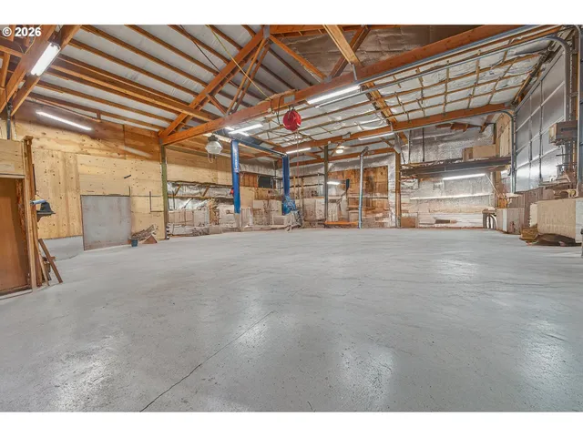 $745,000 | 27710 Scappoose Vernonia Highway, Scappoose, OR 97056