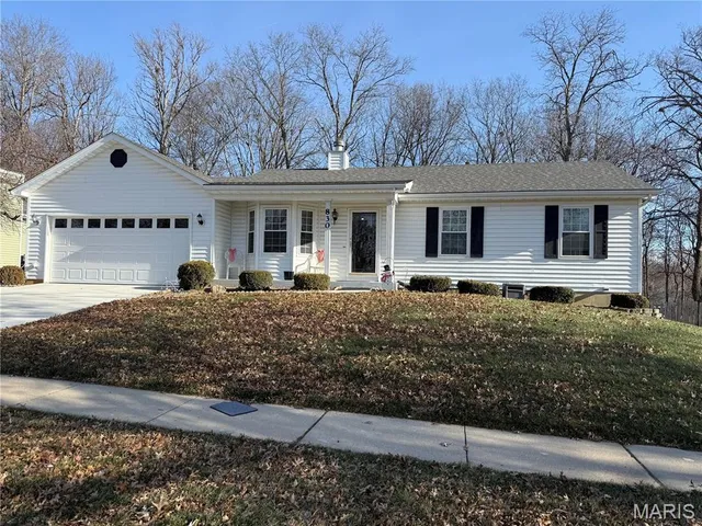 $339,900 | 830 Whispering Rock Drive, O'Fallon, MO 63366