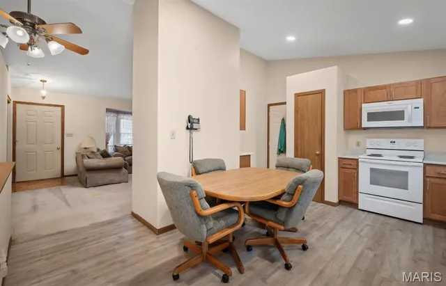 $339,900 | 830 Whispering Rock Drive, O'Fallon, MO 63366