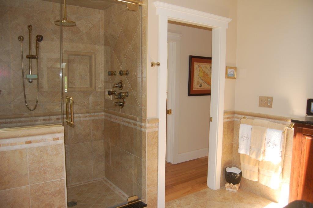 228 Readfield Road Manchester, ME 04351 - Photo 29 of 34 BATHROOM