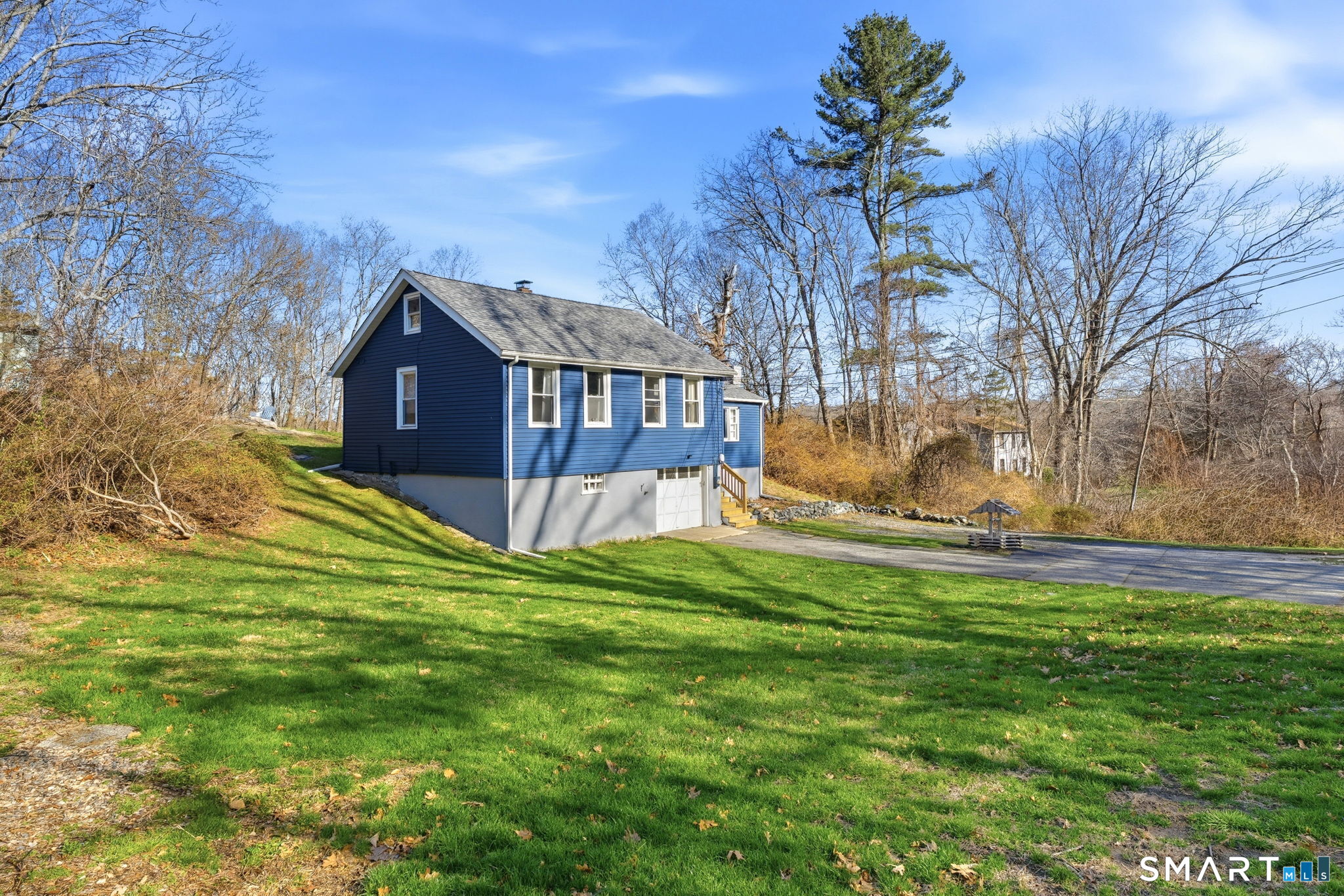 226 Pumpkin Hill Road Groton, CT 06355 - Photo 3 of 29 Gallery Image 3