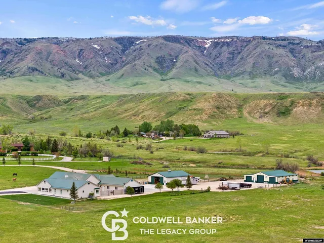 $2,100,000 | 4960 South Skyline Road, Casper, WY 82604
