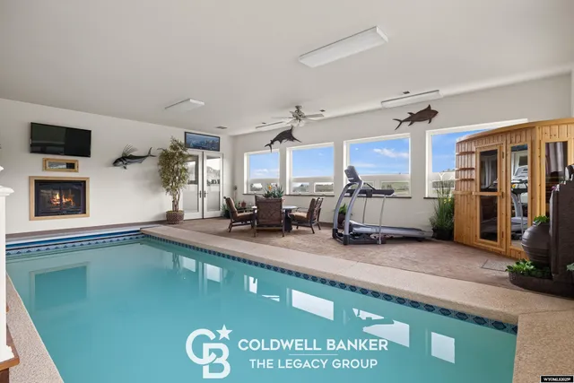 $2,100,000 | 4960 South Skyline Road, Casper, WY 82604