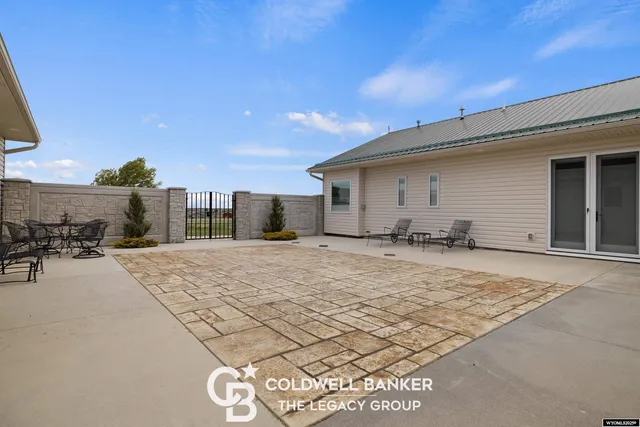 $2,100,000 | 4960 South Skyline Road, Casper, WY 82604