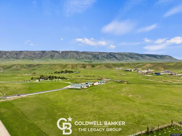 $2,100,000 | 4960 South Skyline Road, Casper, WY 82604