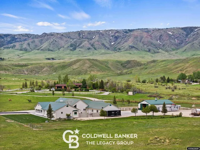 $2,100,000 | 4960 South Skyline Road, Casper, WY 82604