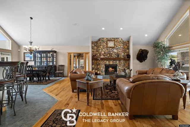 $2,100,000 | 4960 South Skyline Road, Casper, WY 82604