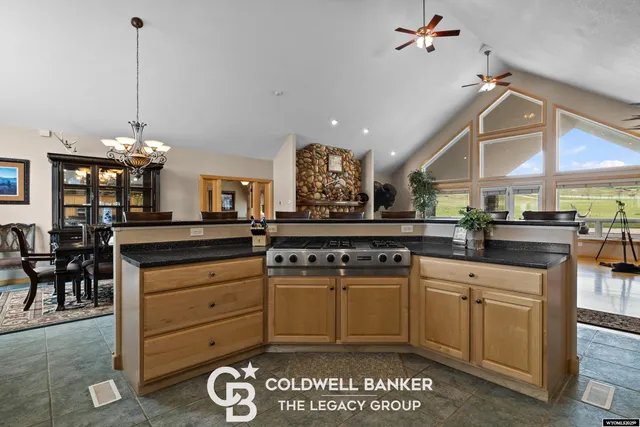 $2,100,000 | 4960 South Skyline Road, Casper, WY 82604