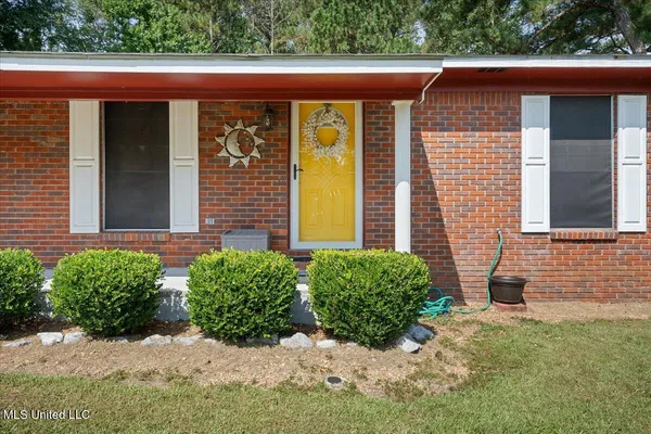 $140,000 | 8389 Highway 35, Prentiss, MS 39474