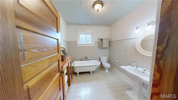 $259,900 | 114 East Main Street, Greenville, IL 62246