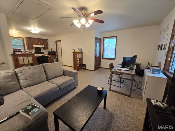 $259,900 | 114 East Main Street, Greenville, IL 62246