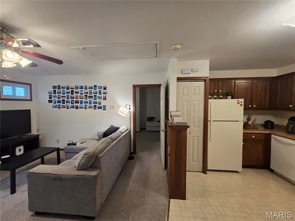 $259,900 | 114 East Main Street, Greenville, IL 62246