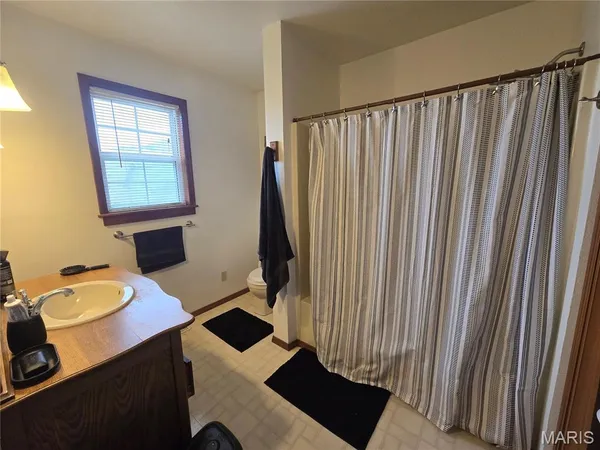 $259,900 | 114 East Main Street, Greenville, IL 62246