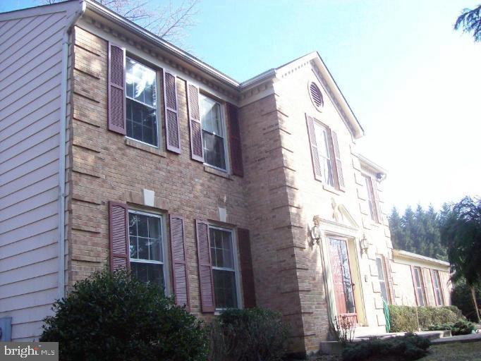 13600 Castle Cliff Way Silver Spring, MD 20904 - Photo 2 of 32 Front2