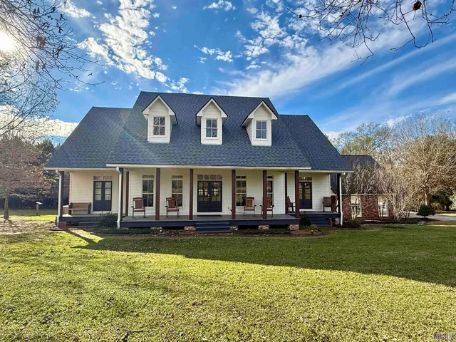 $1,150,000 | 5585 Highway 966, St. Francisville, LA 70775