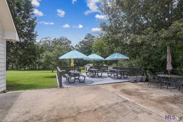 $1,150,000 | 5585 Highway 966, St. Francisville, LA 70775