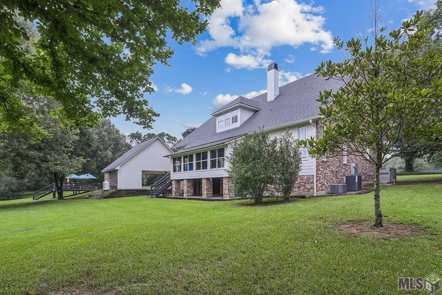 $1,150,000 | 5585 Highway 966, St. Francisville, LA 70775