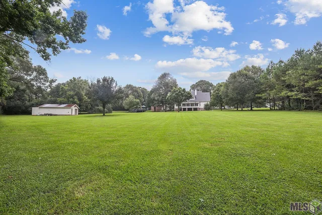 $1,150,000 | 5585 Highway 966, St. Francisville, LA 70775