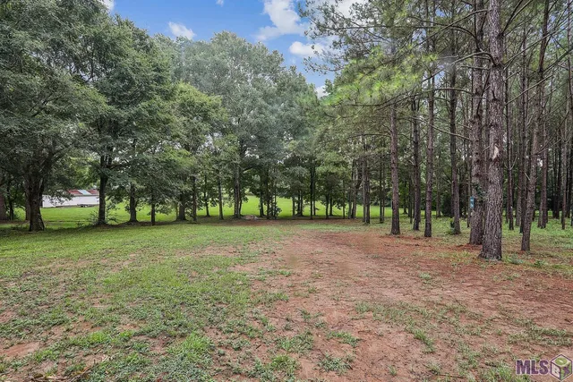 $1,150,000 | 5585 Highway 966, St. Francisville, LA 70775