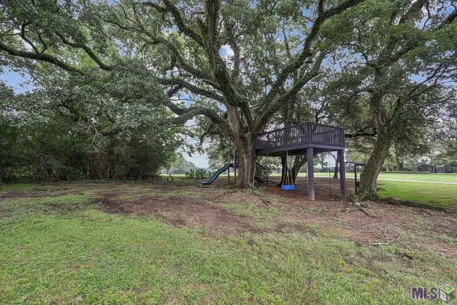 $1,150,000 | 5585 Highway 966, St. Francisville, LA 70775