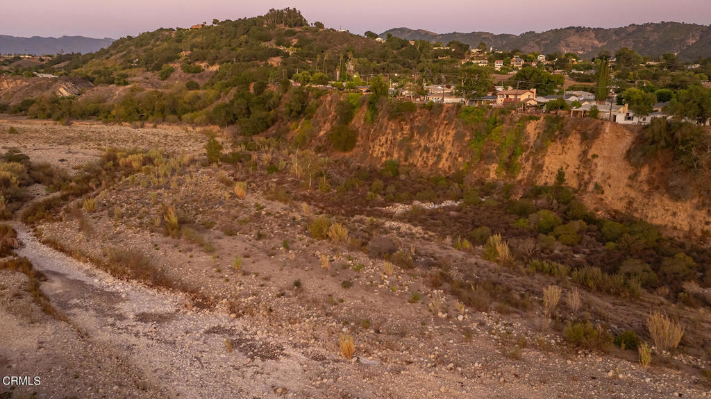350 Riverside Road Oak View, CA 93022 - Photo 16 of 25 a view of city and mountain