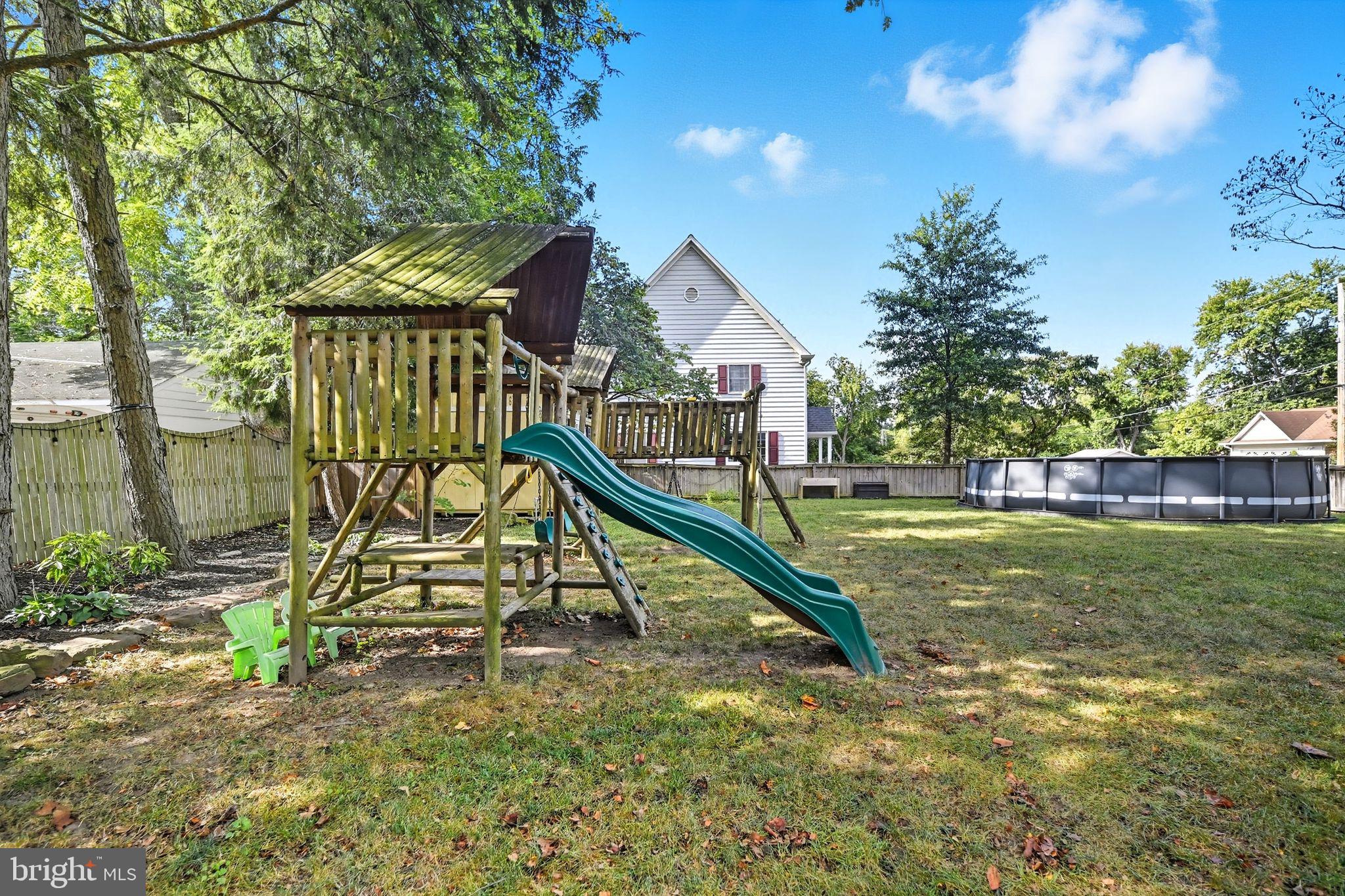 9105 Ewell Street Manassas, VA 20110 - Photo 13 of 81 .32 acre back/side yard
