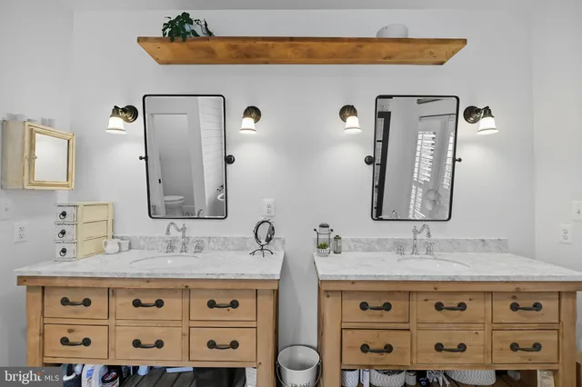 $1,100,000 | 9105 Ewell Street, Manassas, VA 20110