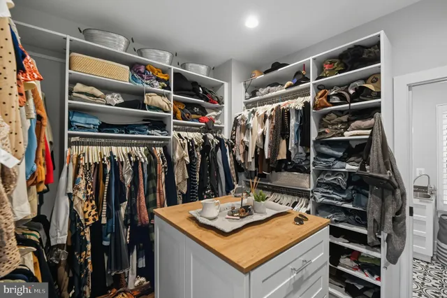 $1,100,000 | 9105 Ewell Street, Manassas, VA 20110