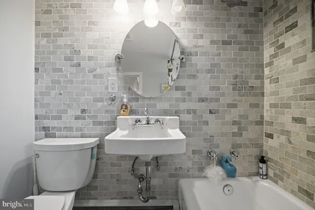 $1,100,000 | 9105 Ewell Street, Manassas, VA 20110