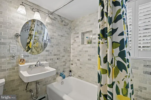 $1,100,000 | 9105 Ewell Street, Manassas, VA 20110