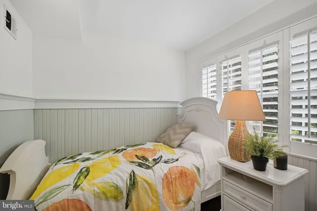 $1,100,000 | 9105 Ewell Street, Manassas, VA 20110