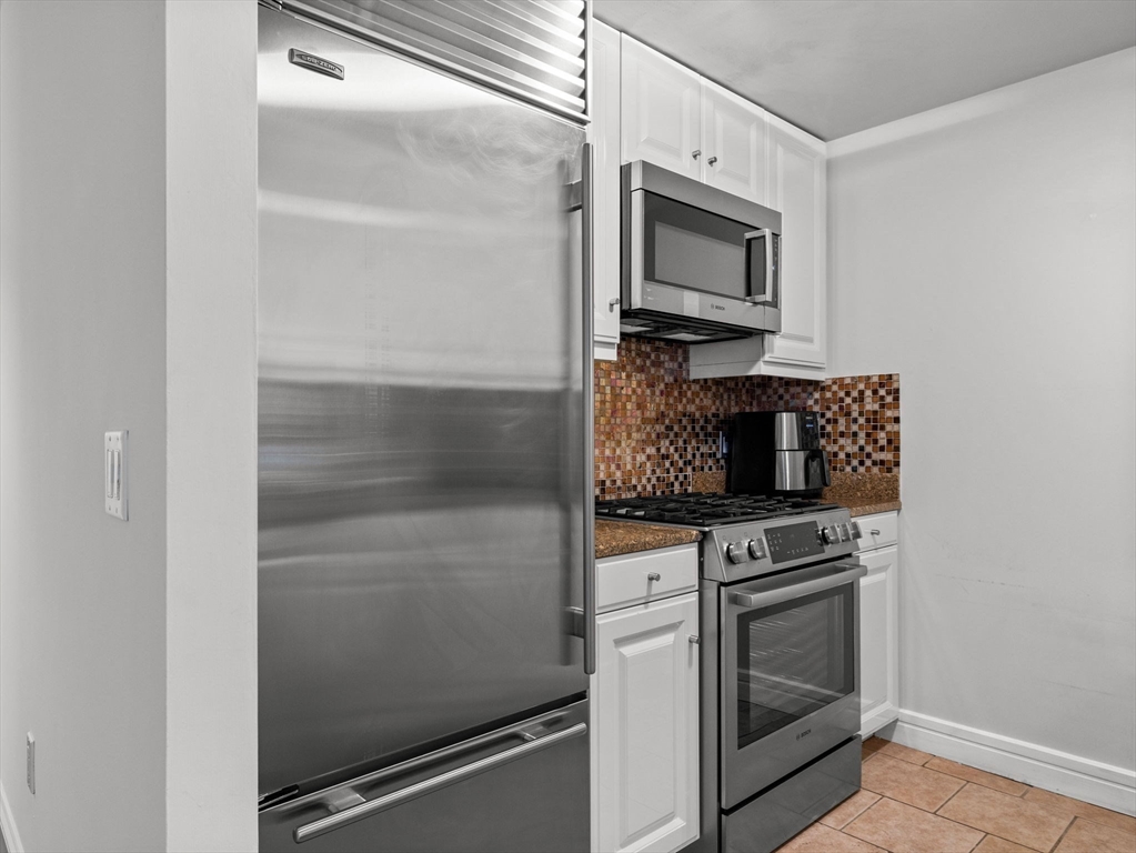 3 Avery Street, Unit 606 Boston, MA 02111 - Photo 7 of 15