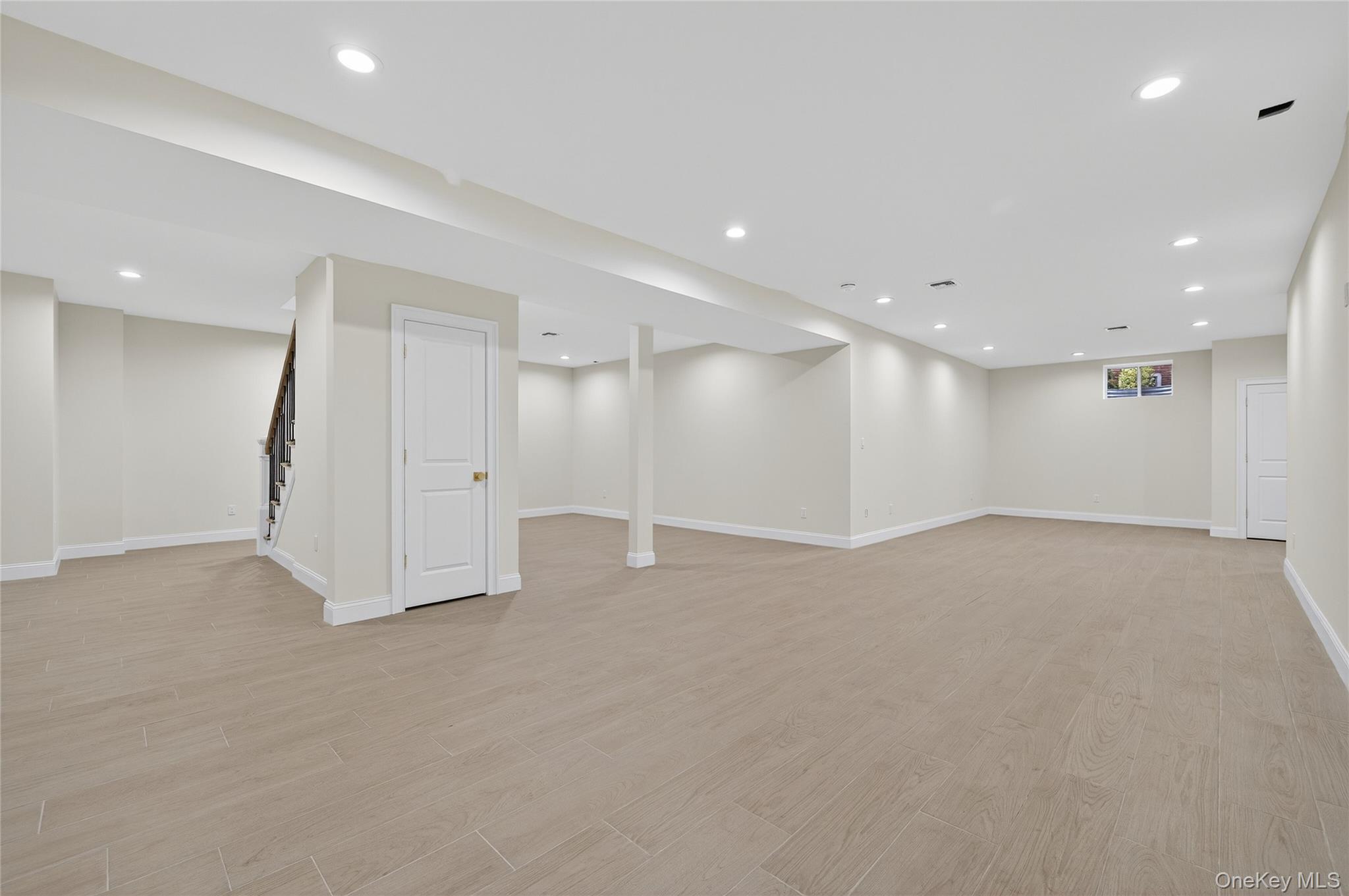 229 Brixton Road Garden City, NY 11530 - Photo 34 of 40