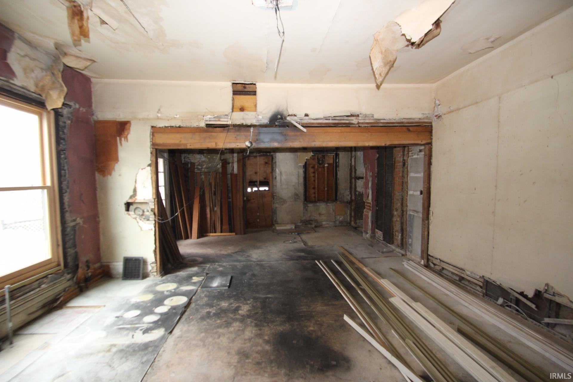 196 East Main Street Wabash, IN 46992 - Photo 15 of 23