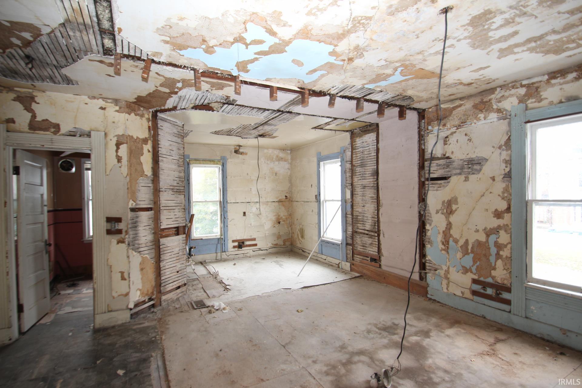 196 East Main Street Wabash, IN 46992 - Photo 19 of 23