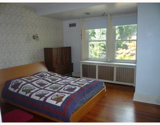 5550 Raleigh Street Pittsburgh, PA 15217 - Photo 8 of 11 Master Bedroom.
