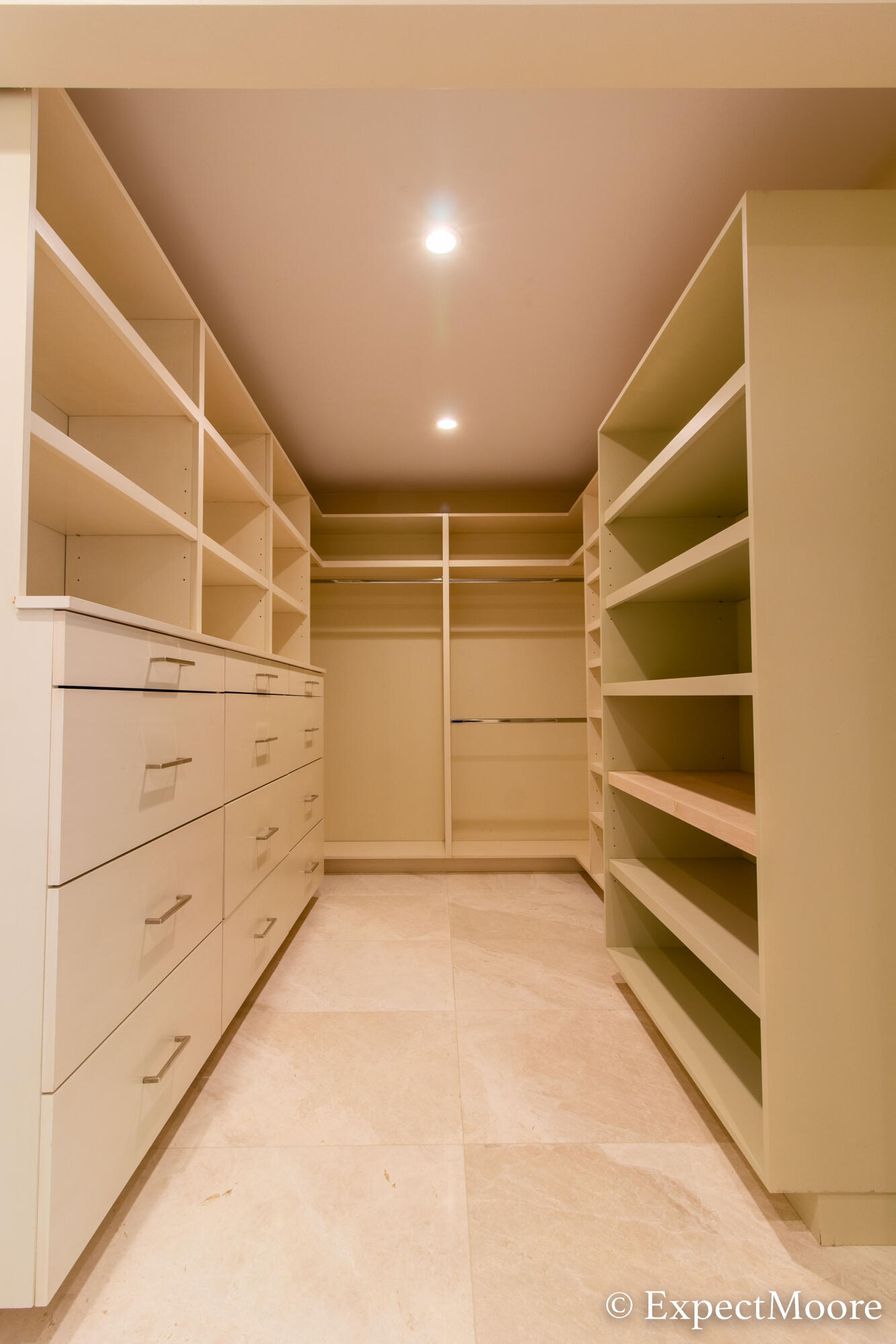 632 Cascade Hills-Ridge Southeast Grand Rapids, MI 49546 - Photo 36 of 71 632 Cascade Hills-Ridge (25 of 67)