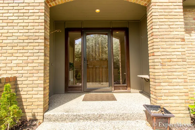 $875,000 | 632 Cascade Hills-Ridge Southeast, Grand Rapids, MI 49546