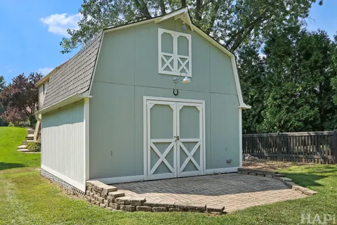 a view of outdoor space yard and deck