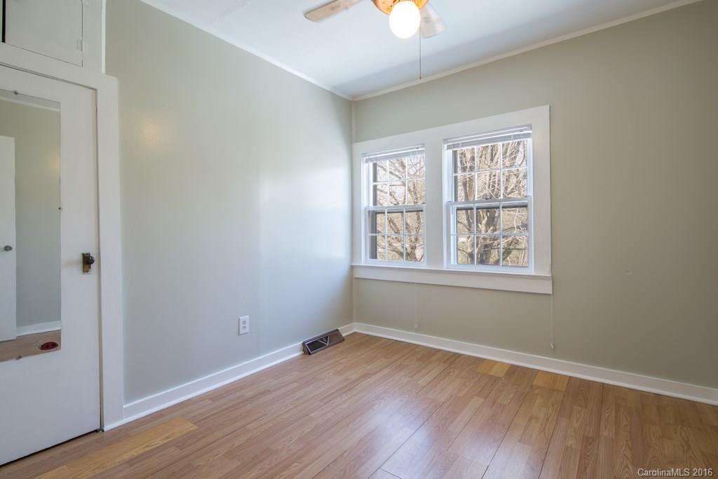 124 Morris Road Brevard, NC 28712 - Photo 6 of 10 Gallery Image 6