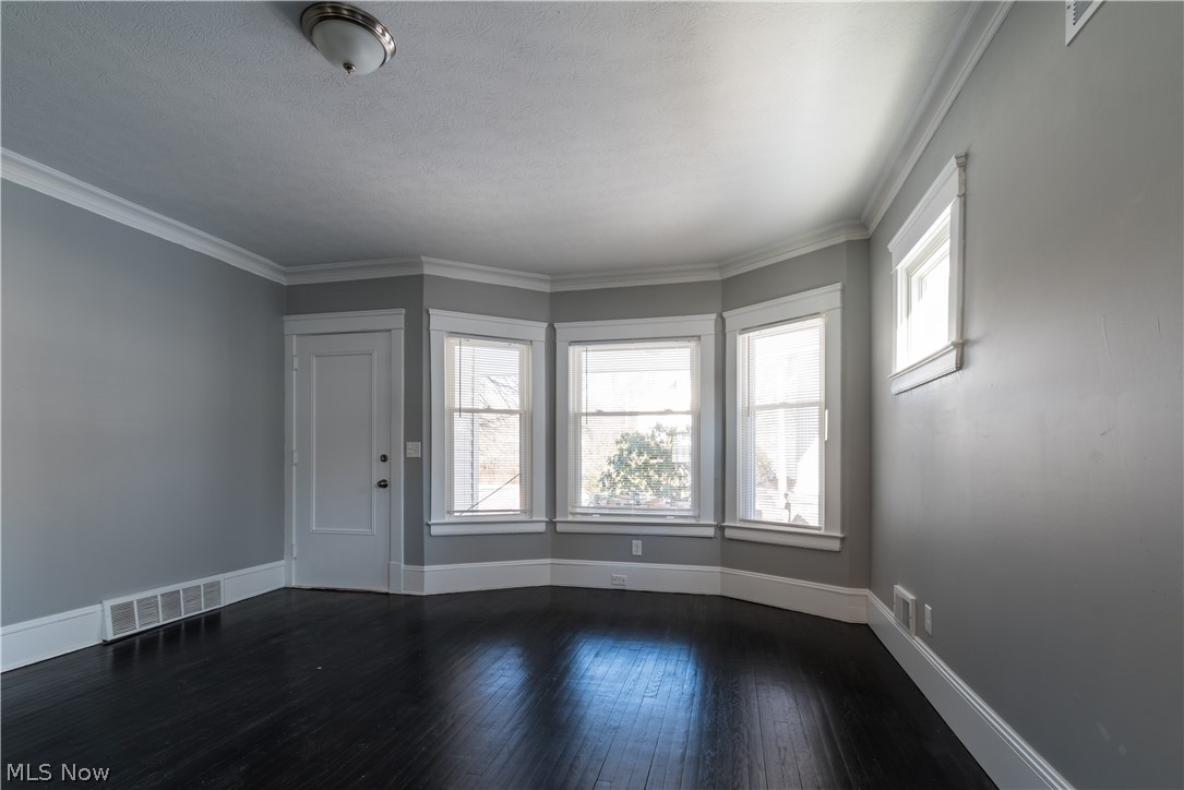 2970 Edgehill Road Cleveland Heights, OH 44118 - Photo 13 of 36 Gallery Image 13