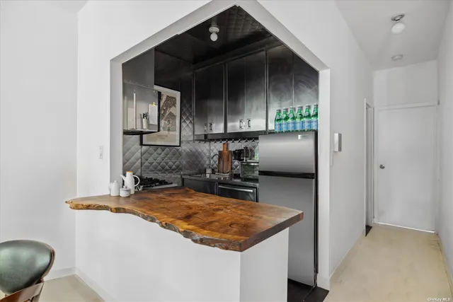 $7,250,000 | 18 R Spring Street | NoLita