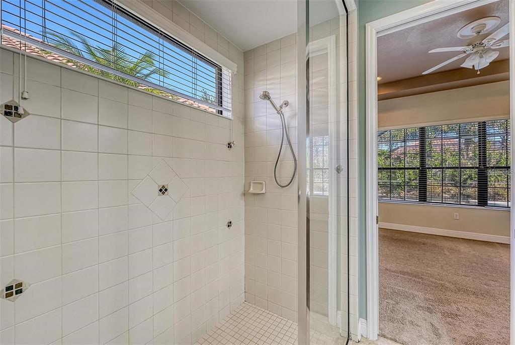 11409 Hawick Place Lakewood Ranch, FL 34202 - Photo 19 of 42